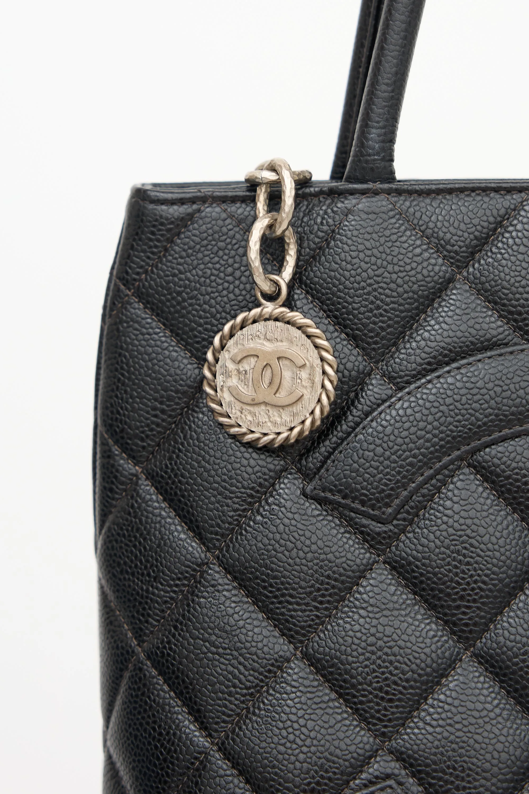 2000 Black Quilted Leather Medallion Bag