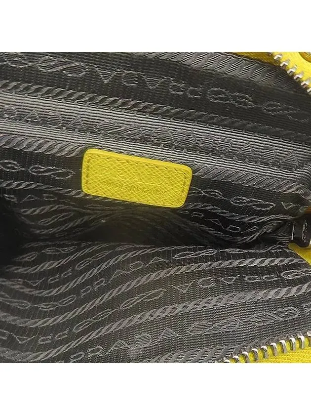 2ZT012 Crossbody Bag