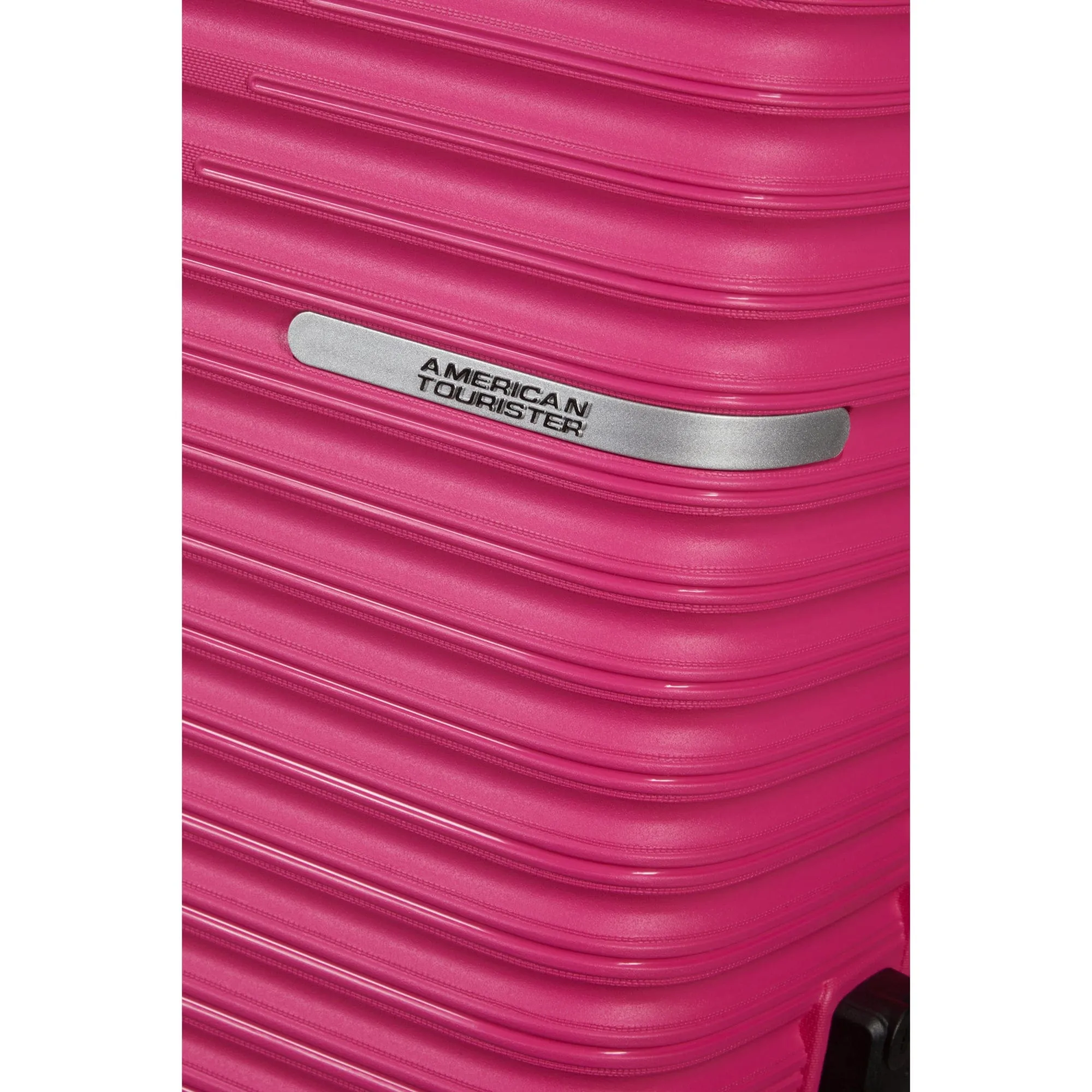 American Tourister Liftoff suitcase 78cm in Berry Blast