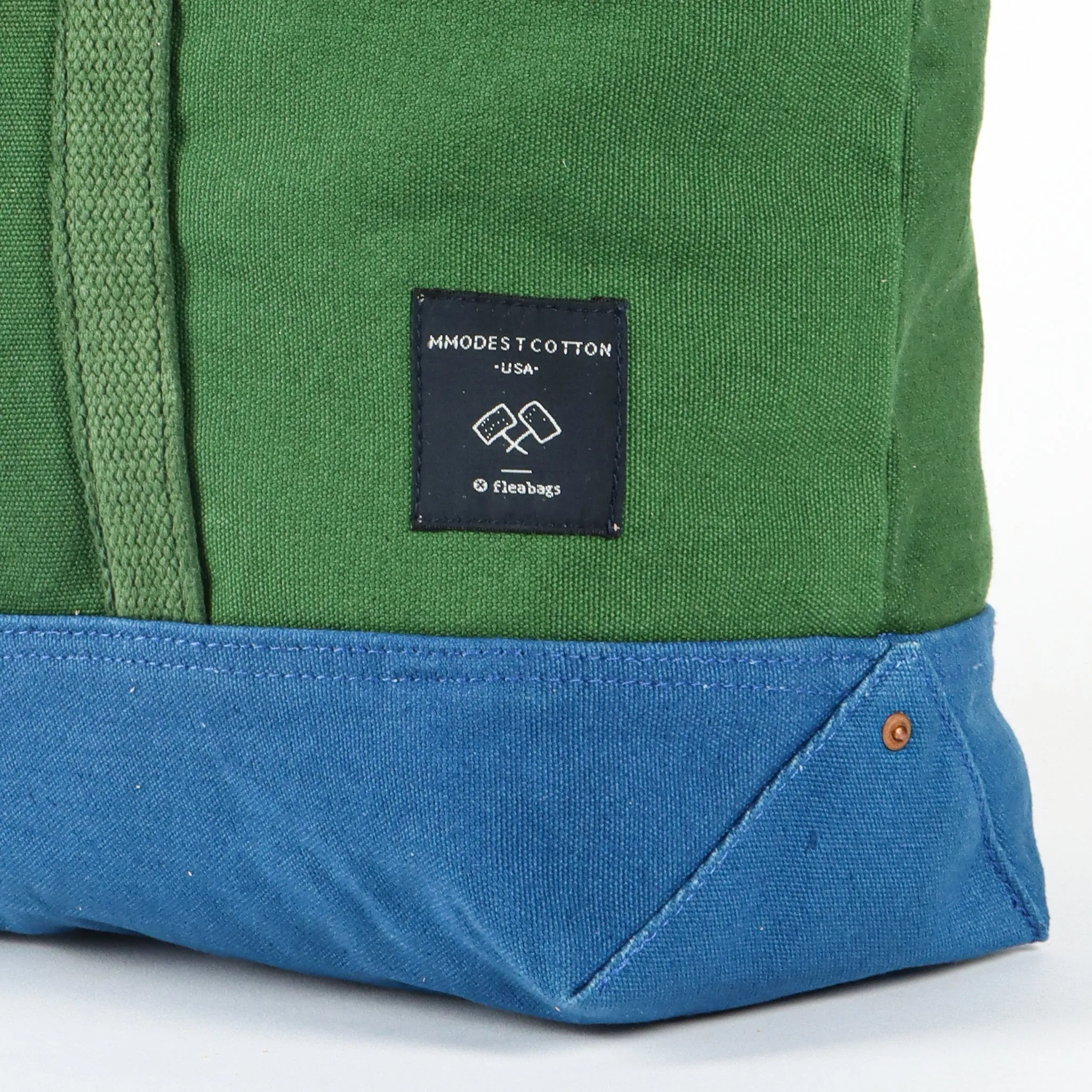 Small Zipper Tote | Pine Ocean